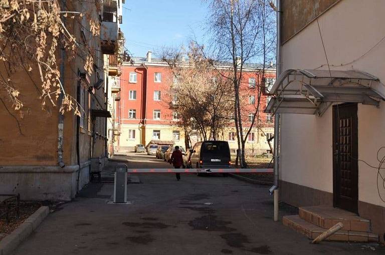 Оборудовал двор, живи спокойно Оборудовал двор, живи спокойно