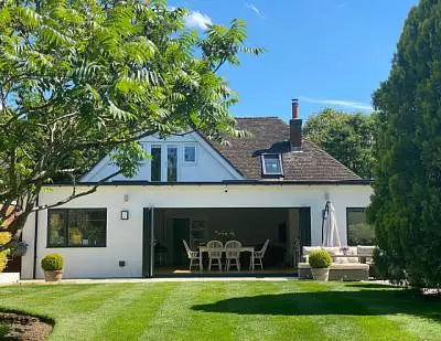 Складная дверь для дома